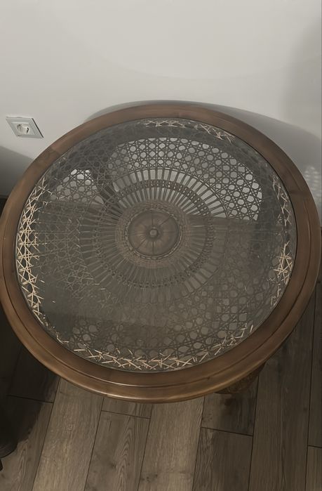 Masa rotunda baroc