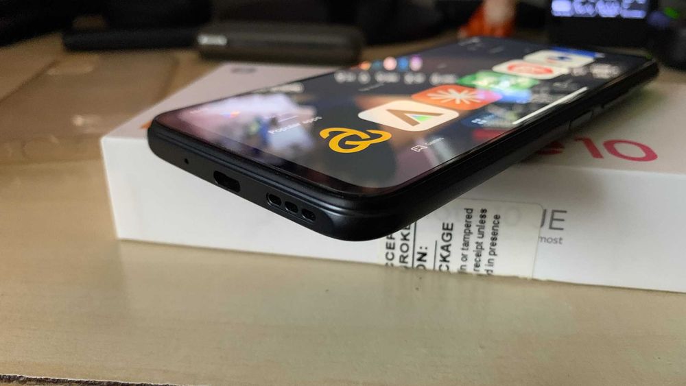 Xiaomi Redmi Note 10 JE - Editia limitata japoneza