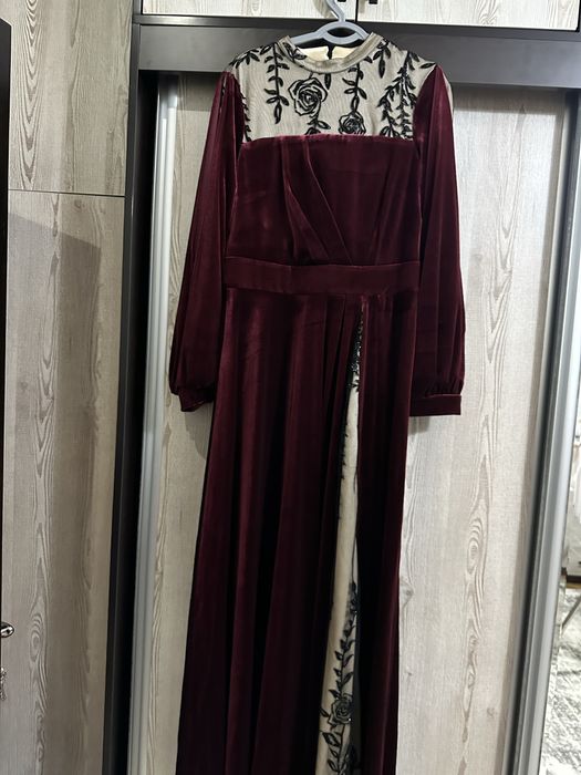 Вечерный платья