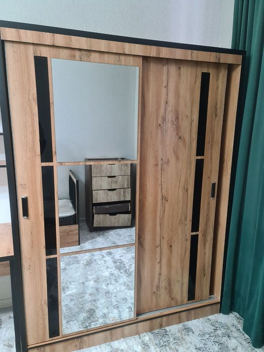 Детский спальня+письменный стол и честер бонус. Матрас 2х