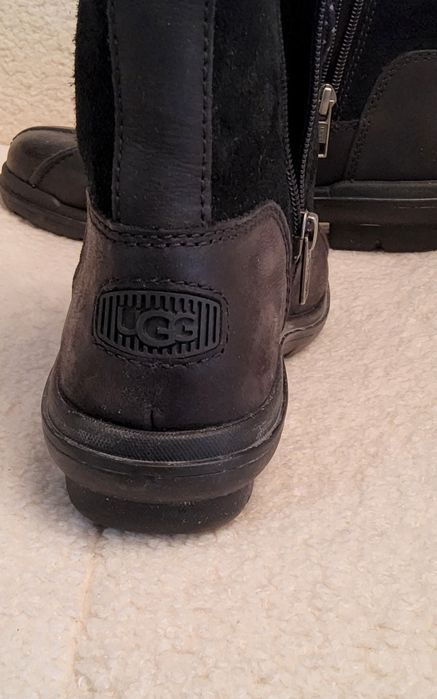 Ghete dama UGG ,negre, mărimea 37