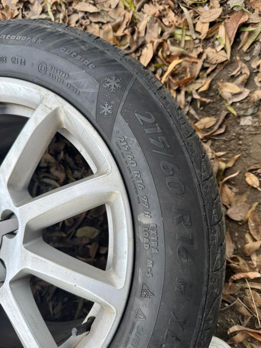 Диски резина на Ауди A4 продается вместе