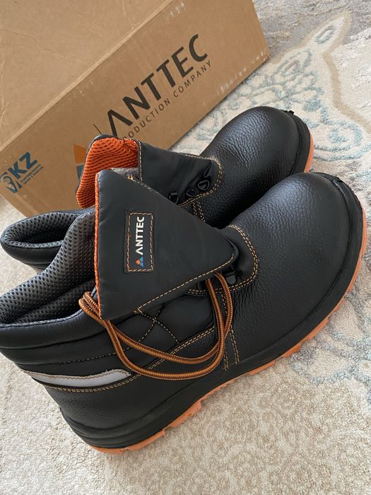 Рабочие ботинки