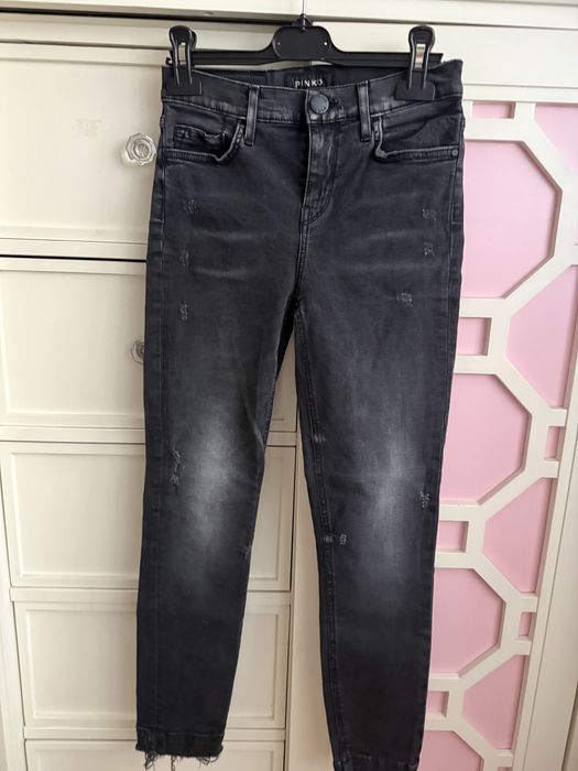 Blugi Pinko marime 26. Purtati de doua ori