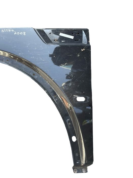 Aripa Stanga Fata Dodge Nitro 2006 - 2012