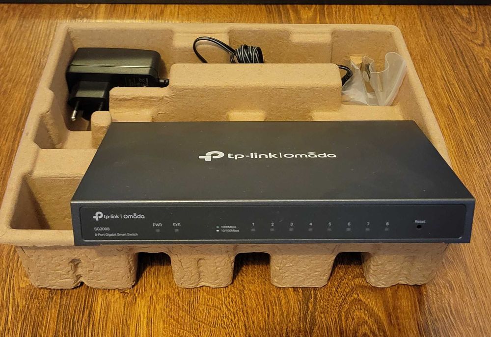 Switch TP-LINK SG2008 8P Management	Web-Based