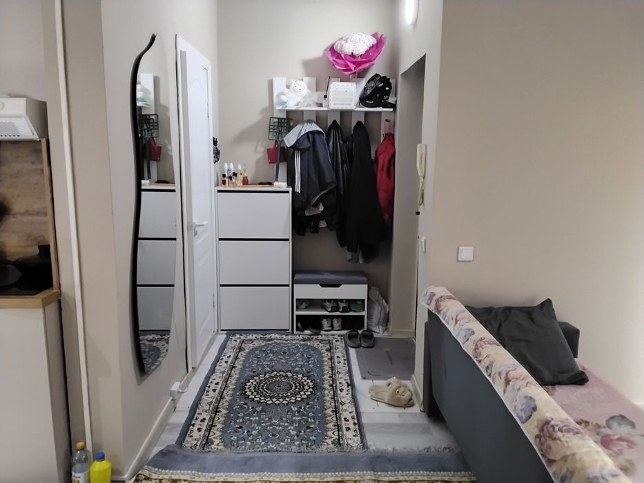 Квартира студия на цокольном этаже