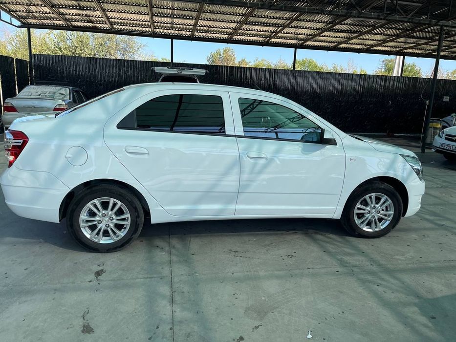 Тез ва арзон нархда сотилади