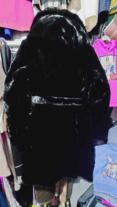 Продам новую шубу