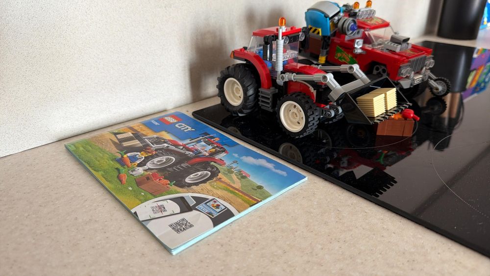Lego 60287 трактор