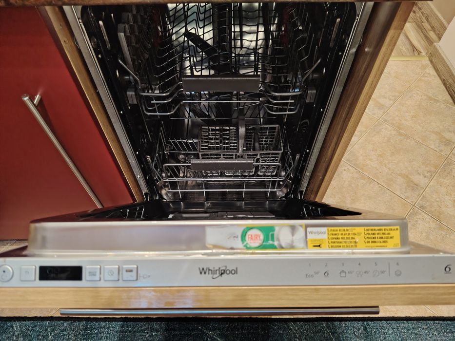 Съдомиялна за вграждане Whirlpool WSIC 3M27 C (45 см)