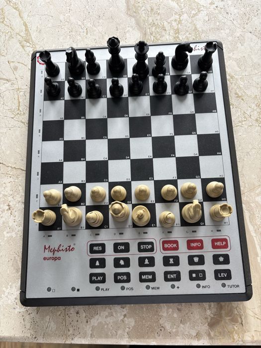 Mephisto Europa chess computer Шах-компютър немски