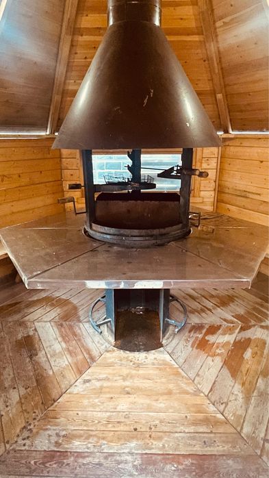 Гриль Домик, мангальная зона