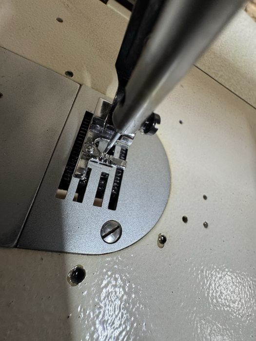 Швейная машина зиг заг и прямо строчка