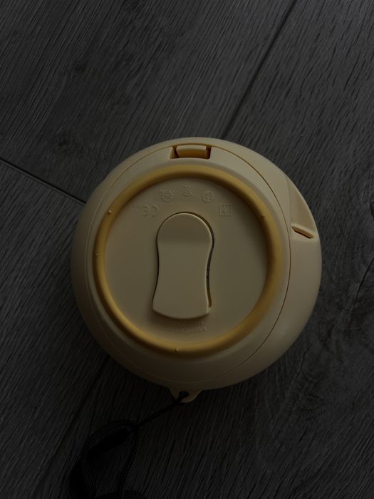 Pompă de sân Medela