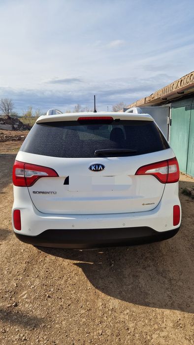 Продам машину kia sorento