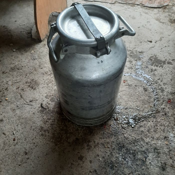 Продам флягу аллюминиевую