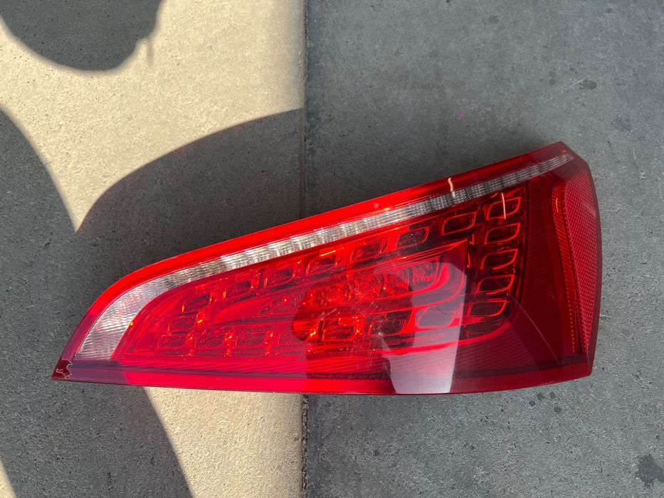 Оригинален десен стоп за AUDI Q5 pre facelift (2008-2012)