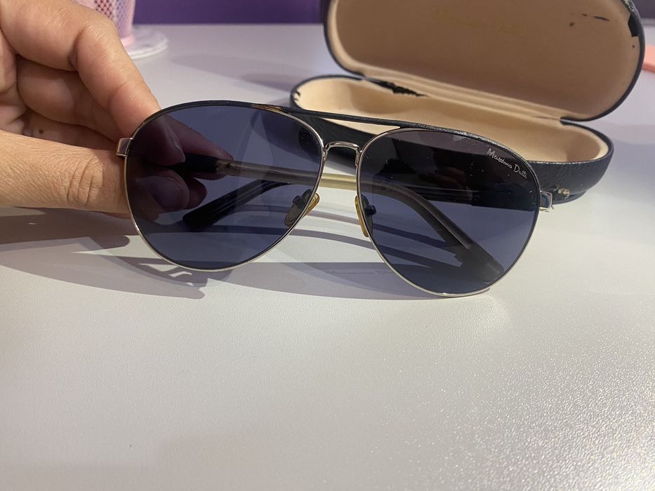 Продавам оригинални слънчеви  очила Massimo Dutti