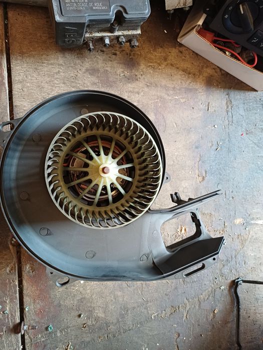 Моторче за парно за опел мерива А