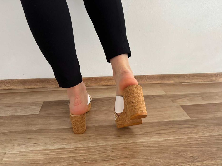 Нови Кожени Чехли от Lascana