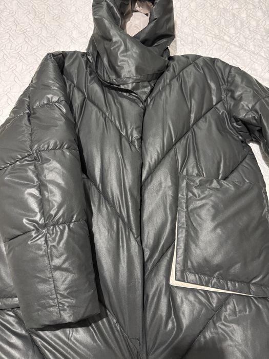 Продам женскую куртку одеялку , очень теплая !