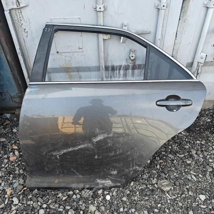 дверь toyota camry 50