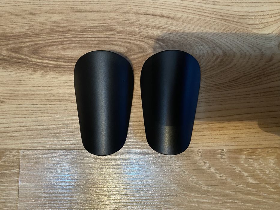 Щитки для футбола