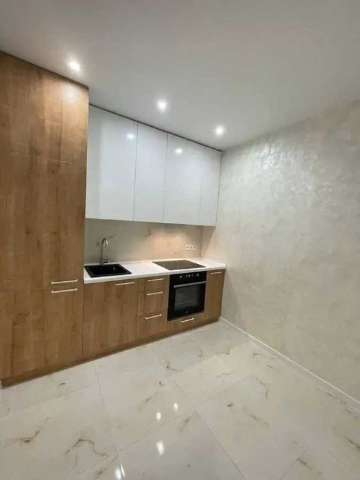 Дава се под наем Двустаен апартамент в София, Зона Б-18 - 58 кв.м за 612 € - Снимка #2