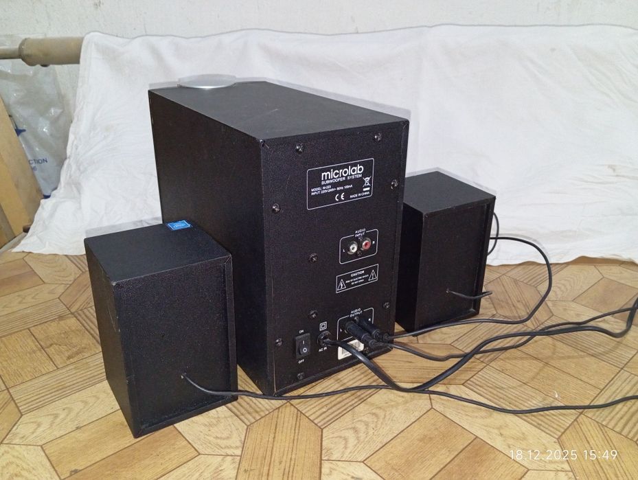 Microlab продаётся М-230.