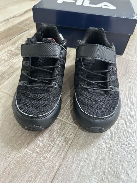 Adidasi Filla 30