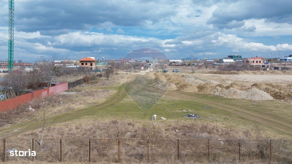 Teren intravilan de vânzare în Noua 900 mp - Comision 0