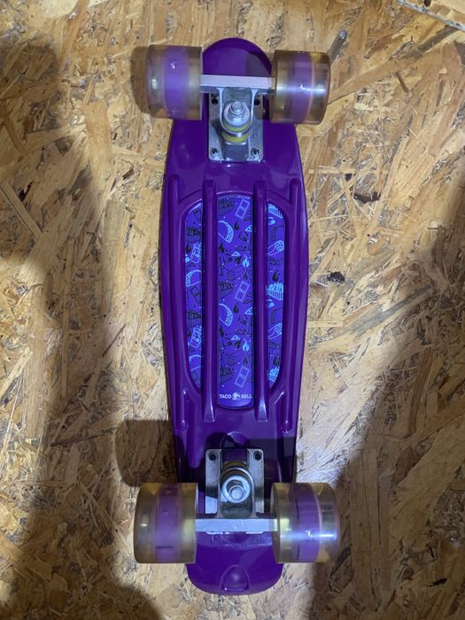 Pennyboard Taco Bell