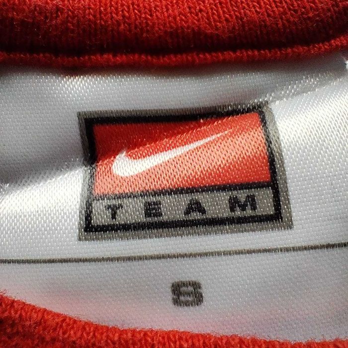 Tricou Nike Y2K Rosu Maneca 3/4