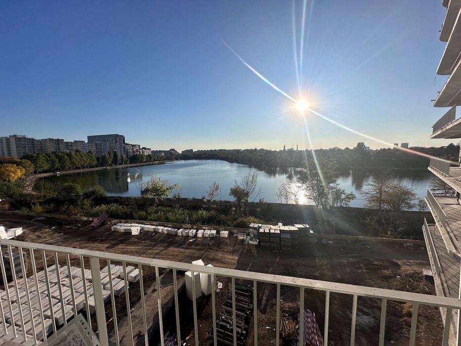 Apart. 3 cam | Premium | Vedere la lac | One Lake District |