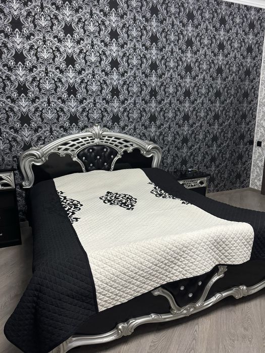 Продается спальный гарнитур