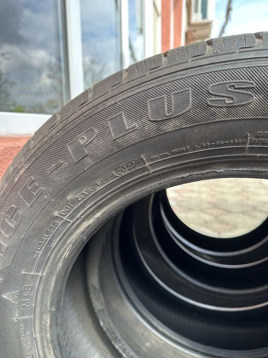 Anvelope Iarna Rotalla 235/60/R18