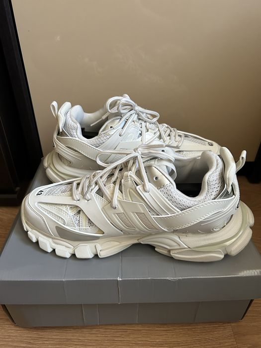 Balenciaga Track