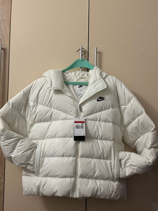 Оригинално зимно яке Nike