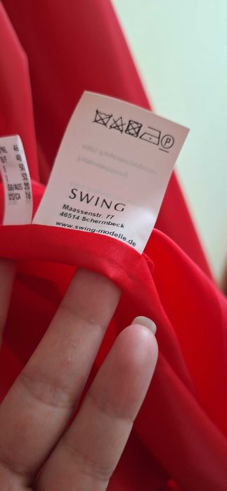 Официална рокля SWING