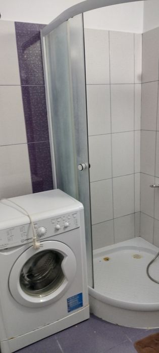 Garsoniera de închiriat