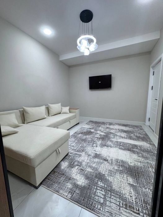 Юнусабад продаётся 2комнатная квартира.ЖК.Менинг Уйим!