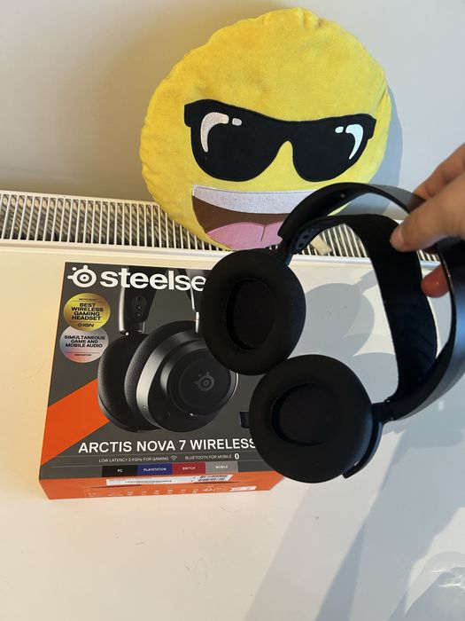 Steelseries Arctis Nova 7
