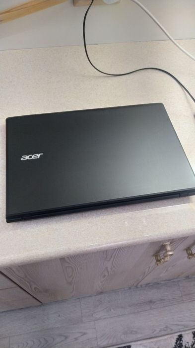 acer note book yangi sotiladi 700$