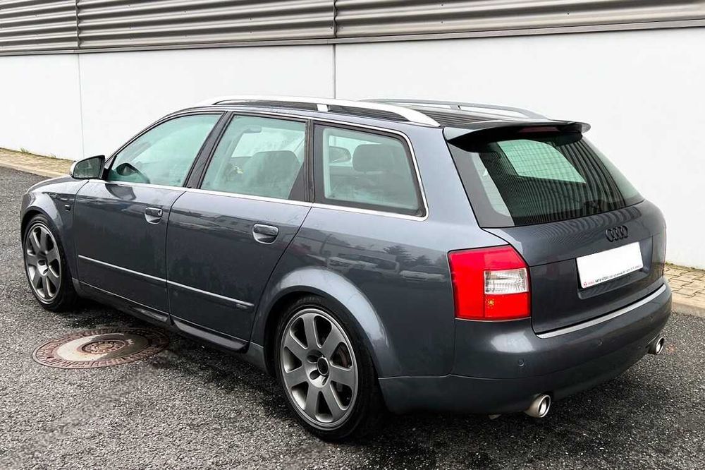 Eleron luneta portbagaj Audi A4 B6 B7 8E 8H S4 AVANT BREAK COMBI RS4