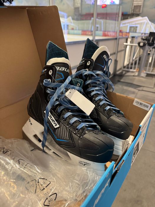 Хоккейные Коньки Bauer XLP (оригинал, почти новые, размер 42)
