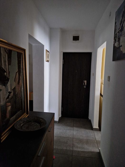 Proprietar, apartament 3 camere, confort 1, decomandat, Piața Mică