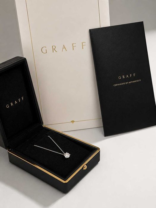 Колье Graff с бриллиантом