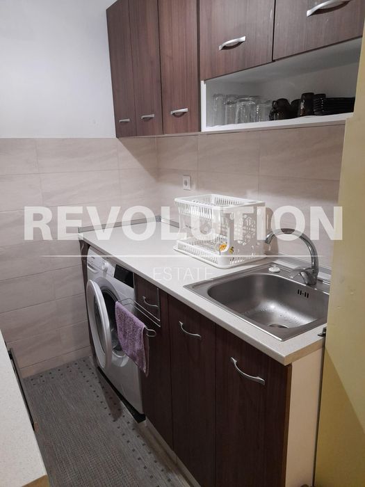 Дава се под наем Тристаен апартамент в Варна, Левски - 80 кв.м за 600 € - Снимка #5