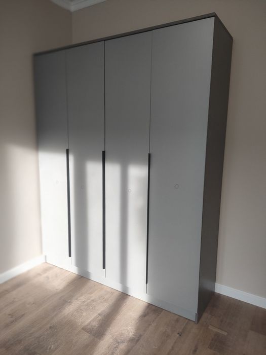 4 дверные шкафы по 85000